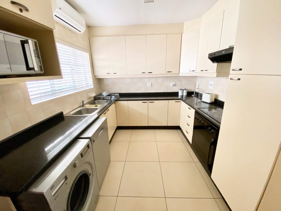 To Let 3 Bedroom Property for Rent in Umhlanga KwaZulu-Natal