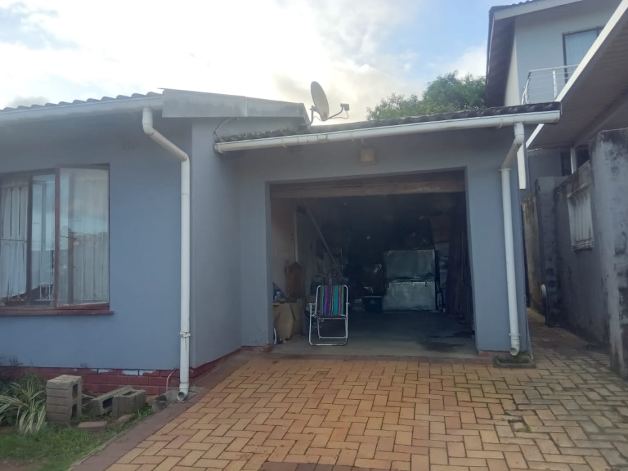 3 Bedroom Property for Sale in Umlazi BB KwaZulu-Natal