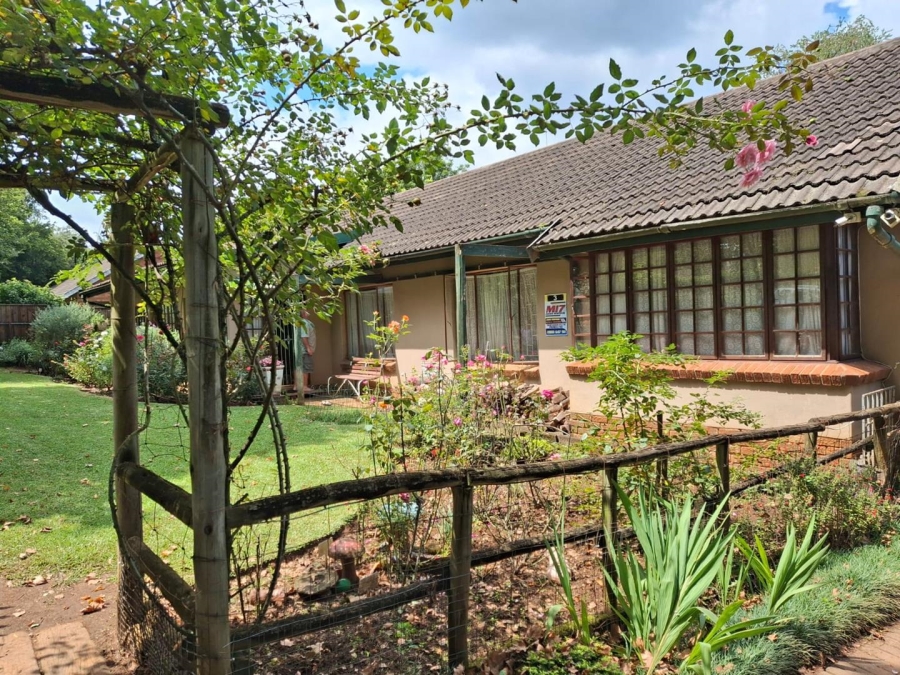 4 Bedroom Property for Sale in Greendale KwaZulu-Natal