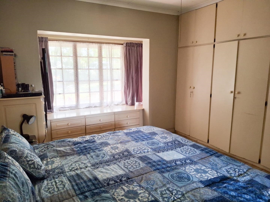 4 Bedroom Property for Sale in Greendale KwaZulu-Natal