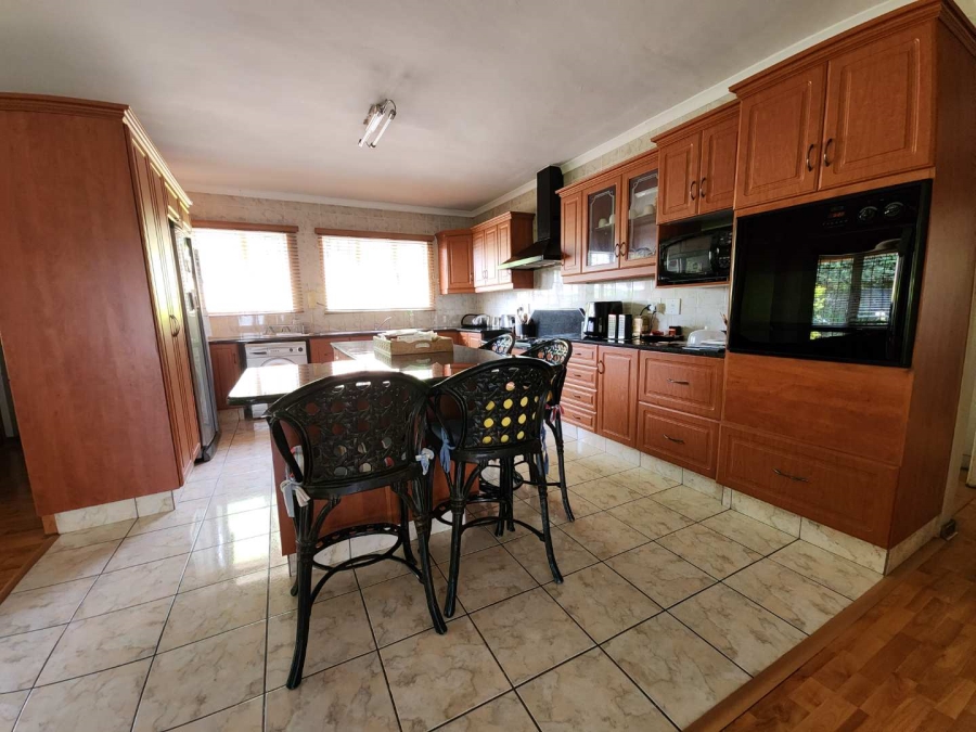 3 Bedroom Property for Sale in Manors KwaZulu-Natal