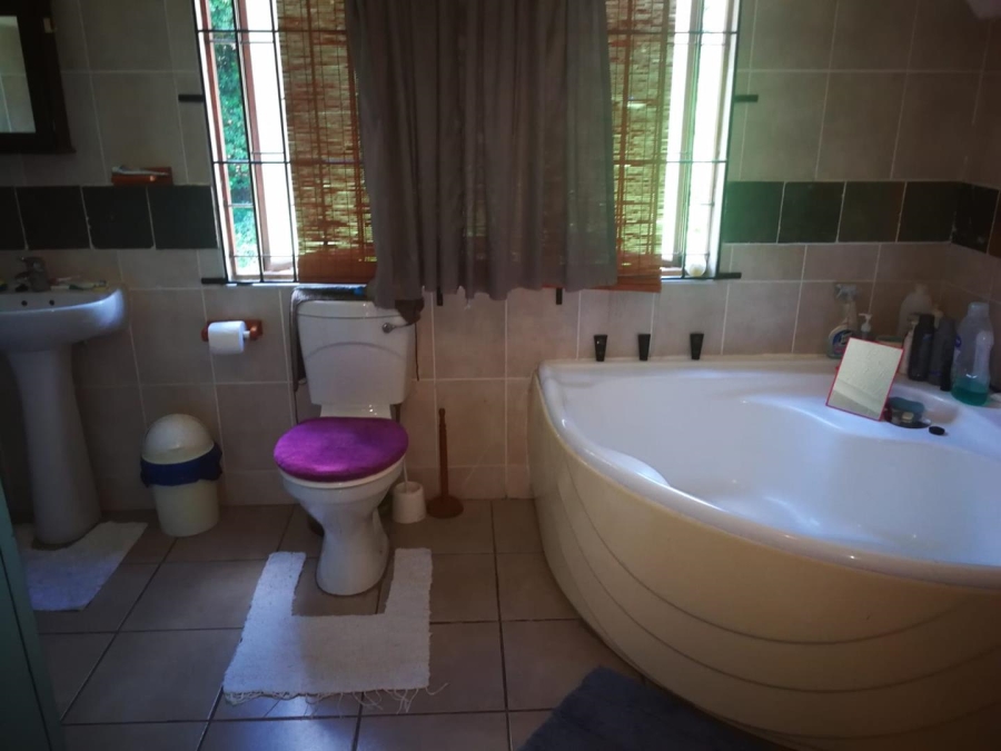 3 Bedroom Property for Sale in Queensburgh KwaZulu-Natal