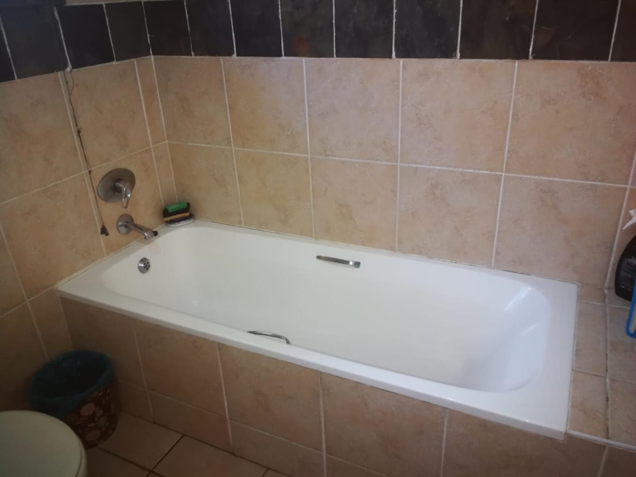 3 Bedroom Property for Sale in Queensburgh KwaZulu-Natal