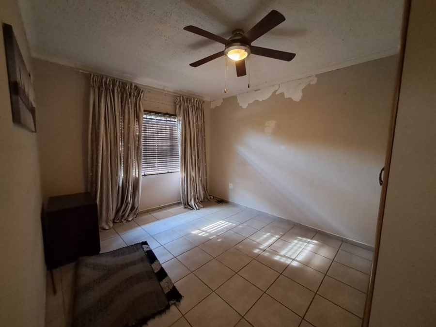 3 Bedroom Property for Sale in Queensburgh KwaZulu-Natal