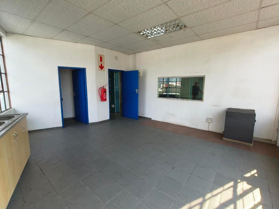 To Let commercial Property for Rent in Westmead KwaZulu-Natal