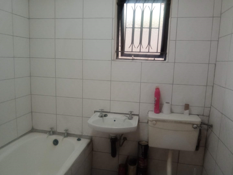 To Let 2 Bedroom Property for Rent in Umlazi W KwaZulu-Natal