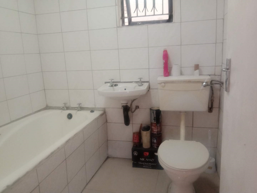 To Let 2 Bedroom Property for Rent in Umlazi W KwaZulu-Natal