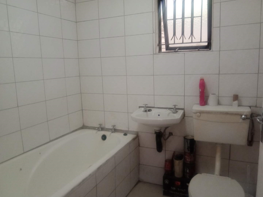 To Let 2 Bedroom Property for Rent in Umlazi W KwaZulu-Natal