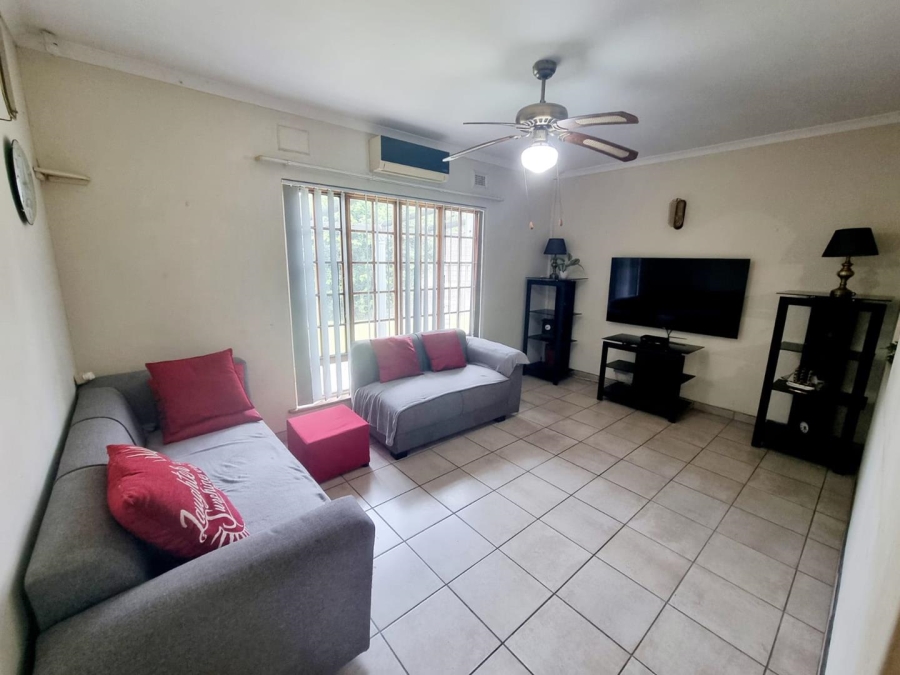 To Let 3 Bedroom Property for Rent in Northdene KwaZulu-Natal