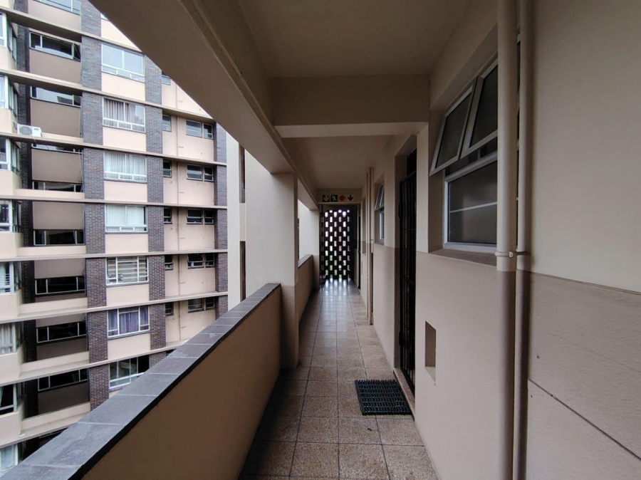 1 Bedroom Property for Sale in North Beach KwaZulu-Natal