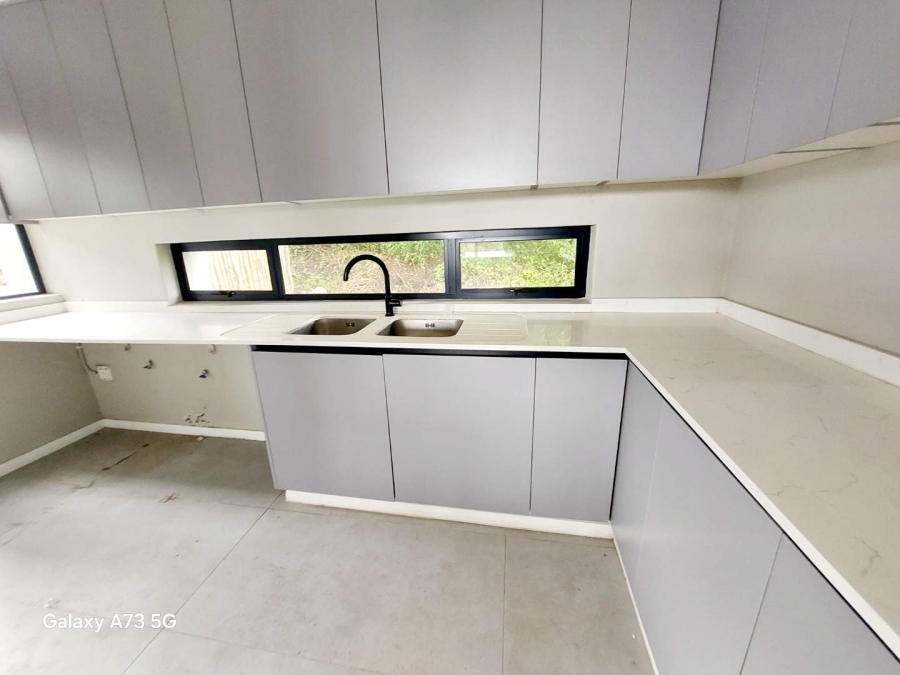 To Let 4 Bedroom Property for Rent in Palm Lakes Estate KwaZulu-Natal