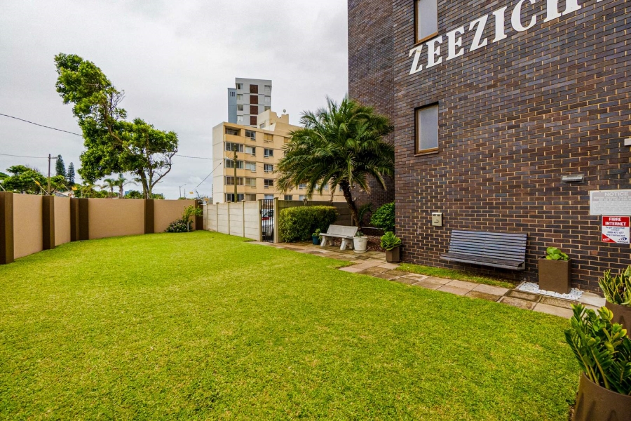 2 Bedroom Property for Sale in Amanzimtoti KwaZulu-Natal