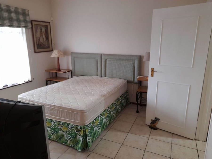 To Let 1 Bedroom Property for Rent in Gillitts KwaZulu-Natal