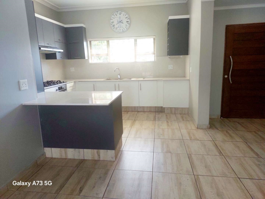 3 Bedroom Property for Sale in Palm Lakes Estate KwaZulu-Natal