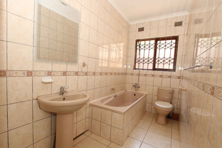 4 Bedroom Property for Sale in Glen Hills KwaZulu-Natal