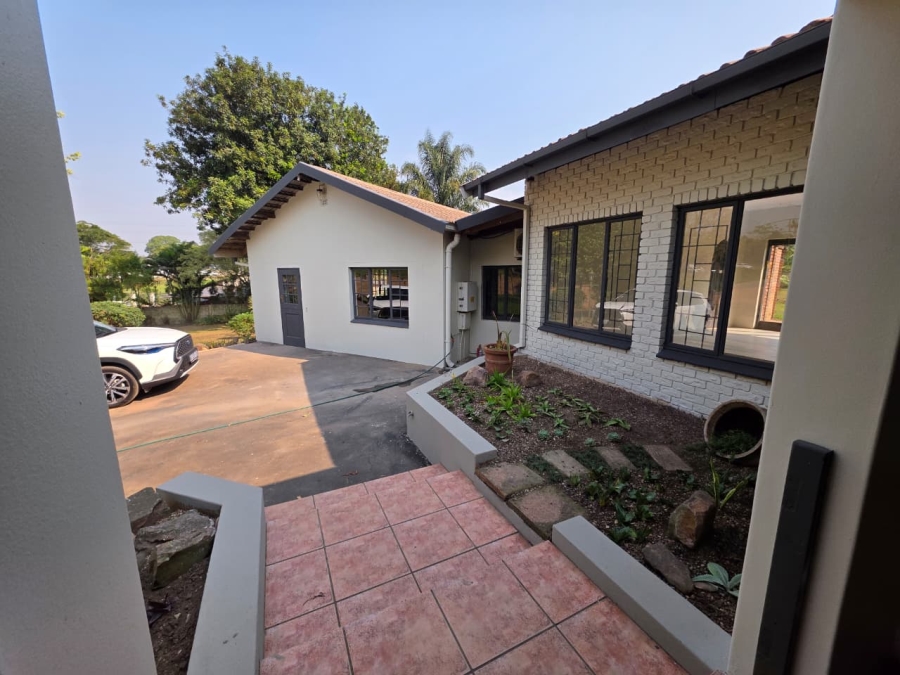 To Let 4 Bedroom Property for Rent in Assagay KwaZulu-Natal