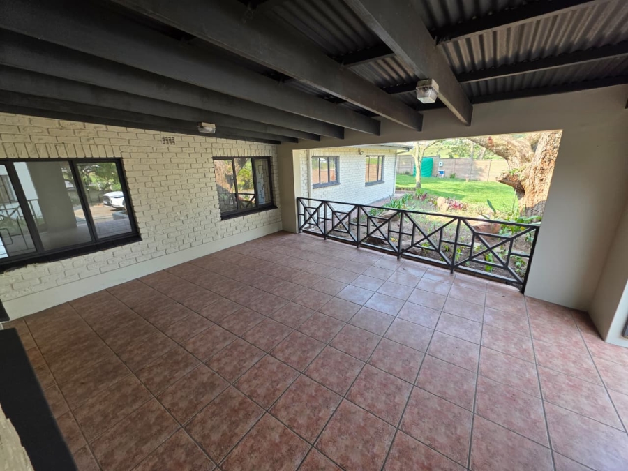 To Let 4 Bedroom Property for Rent in Assagay KwaZulu-Natal
