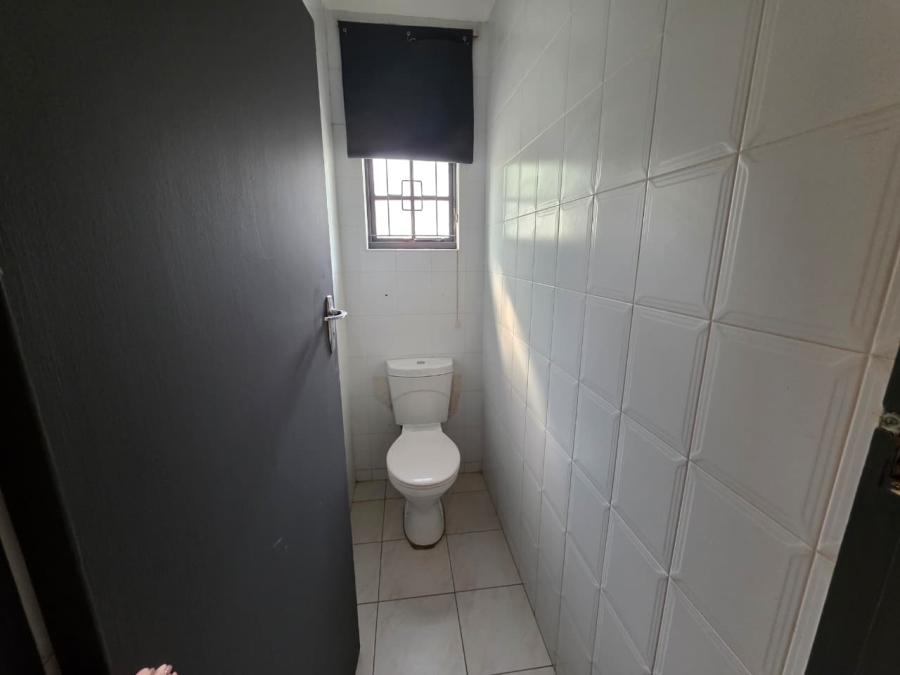 To Let 4 Bedroom Property for Rent in Assagay KwaZulu-Natal