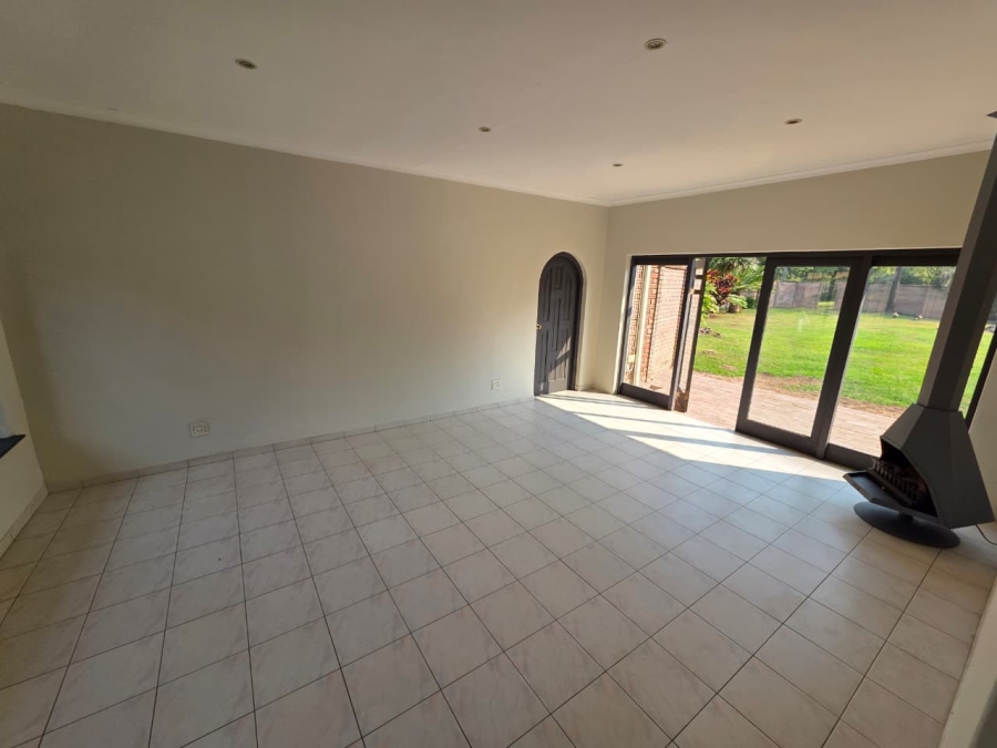 To Let 4 Bedroom Property for Rent in Assagay KwaZulu-Natal