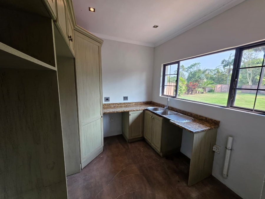 To Let 4 Bedroom Property for Rent in Assagay KwaZulu-Natal