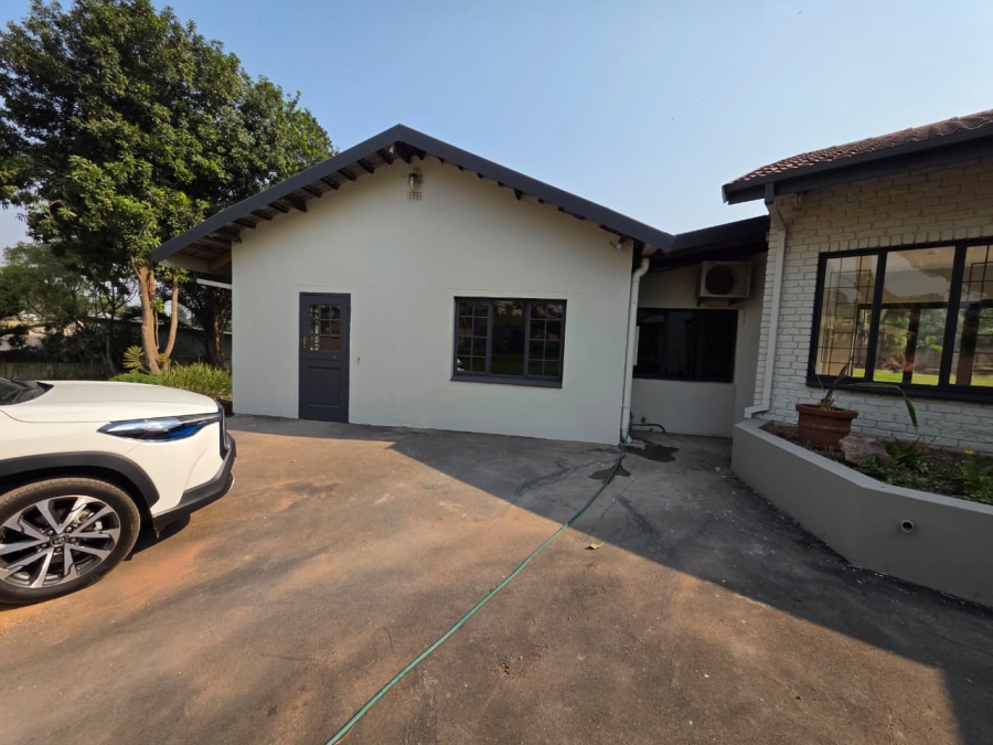 To Let 4 Bedroom Property for Rent in Assagay KwaZulu-Natal