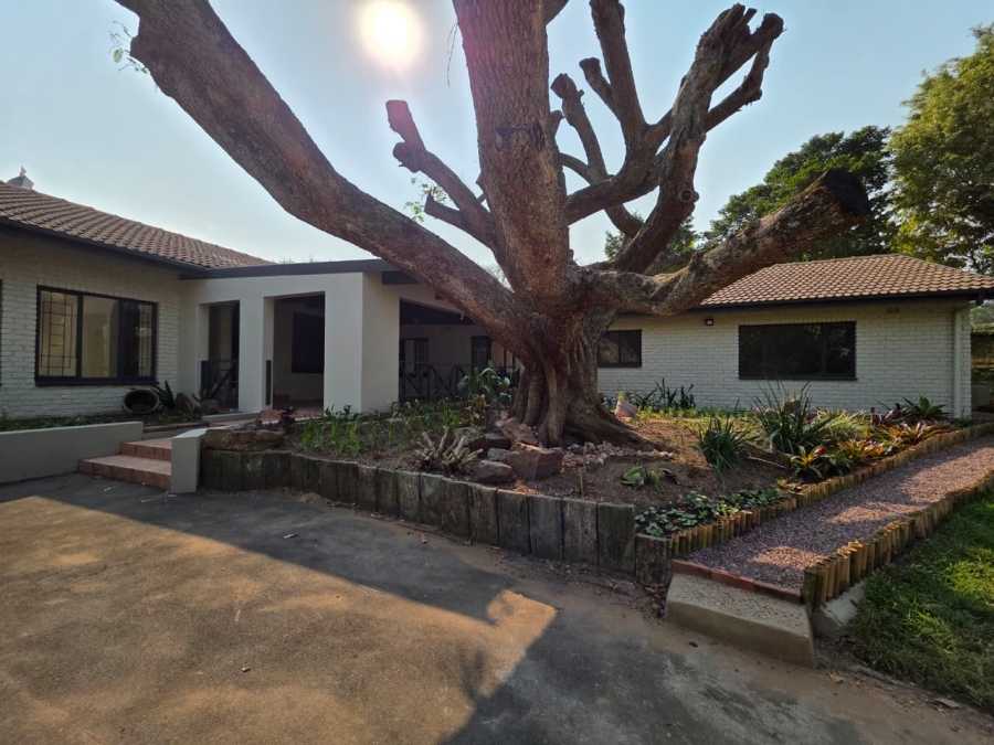 To Let 4 Bedroom Property for Rent in Assagay KwaZulu-Natal