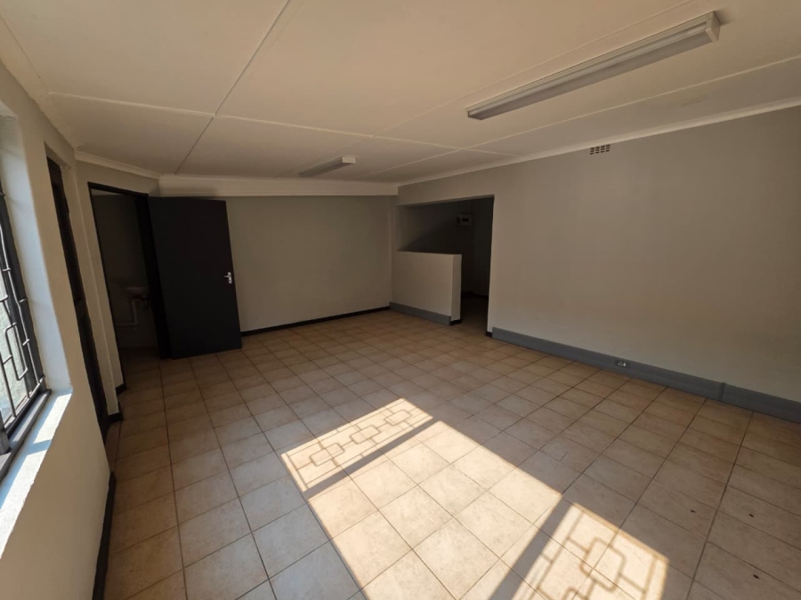 To Let 4 Bedroom Property for Rent in Assagay KwaZulu-Natal