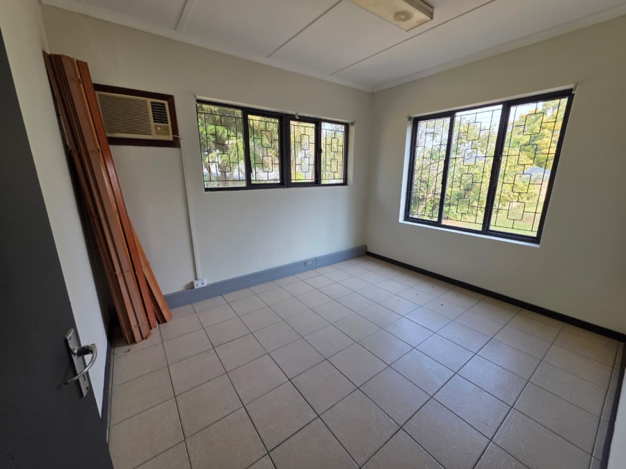 To Let 4 Bedroom Property for Rent in Assagay KwaZulu-Natal