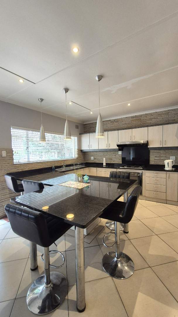 4 Bedroom Property for Sale in Athlone KwaZulu-Natal