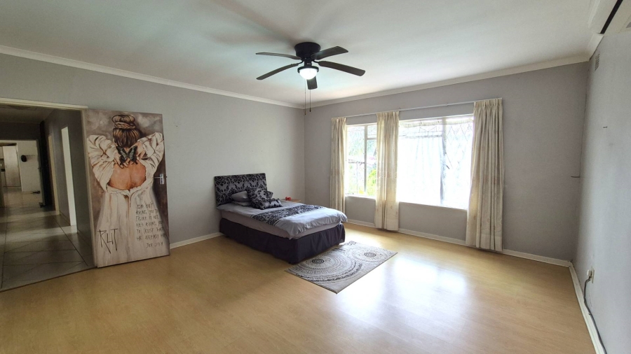 4 Bedroom Property for Sale in Athlone KwaZulu-Natal