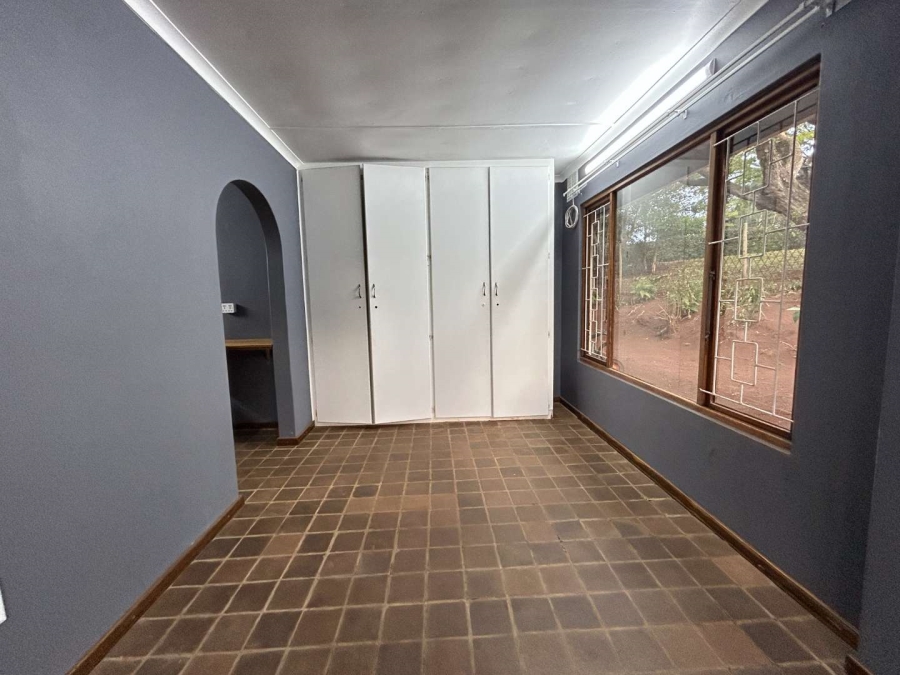 To Let 1 Bedroom Property for Rent in Waterfall KwaZulu-Natal