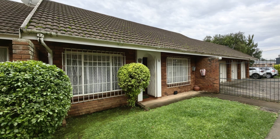 2 Bedroom Property for Sale in Howick KwaZulu-Natal