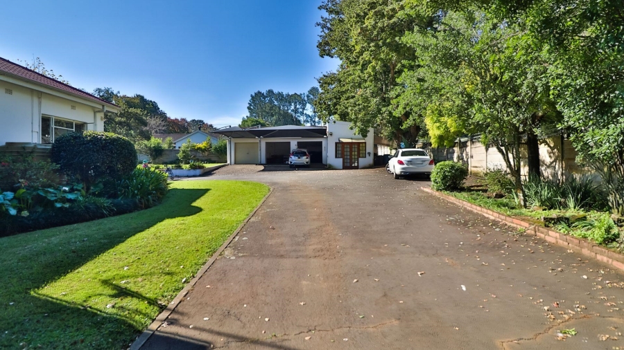 4 Bedroom Property for Sale in Greendale KwaZulu-Natal