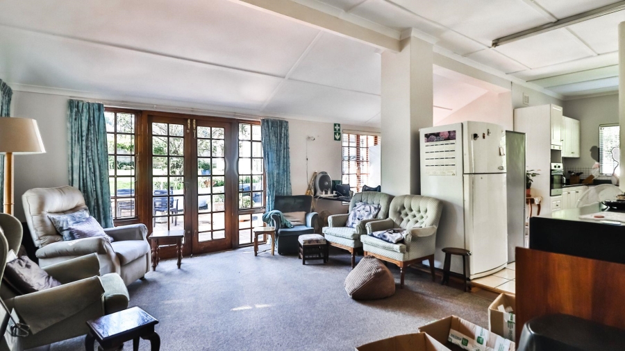 4 Bedroom Property for Sale in Greendale KwaZulu-Natal