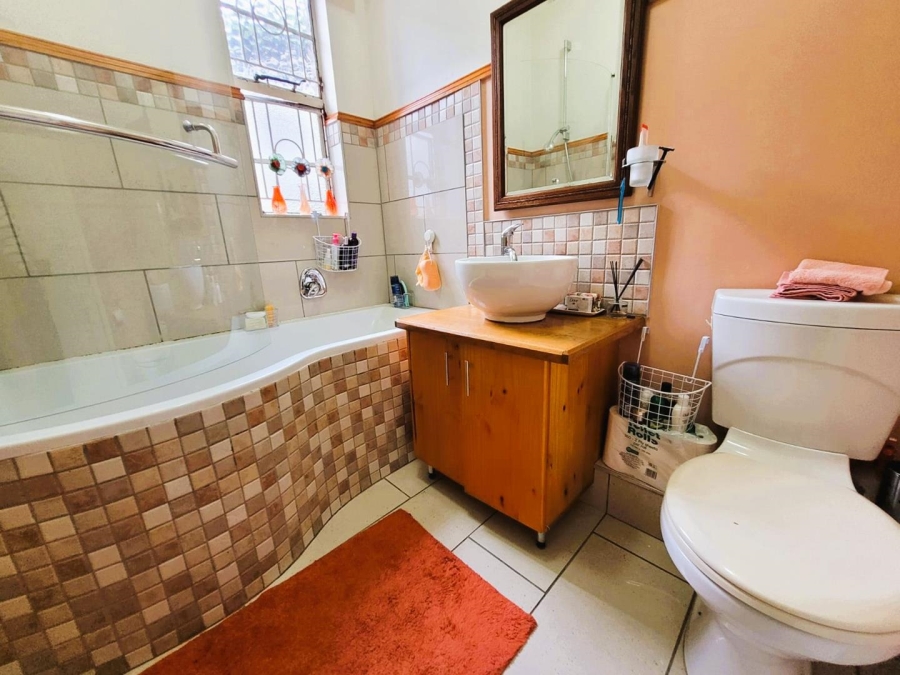 2 Bedroom Property for Sale in Glenwood KwaZulu-Natal