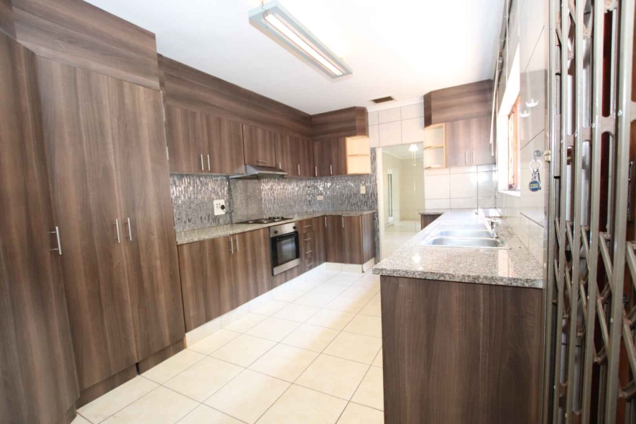 To Let 4 Bedroom Property for Rent in Glen Hills KwaZulu-Natal