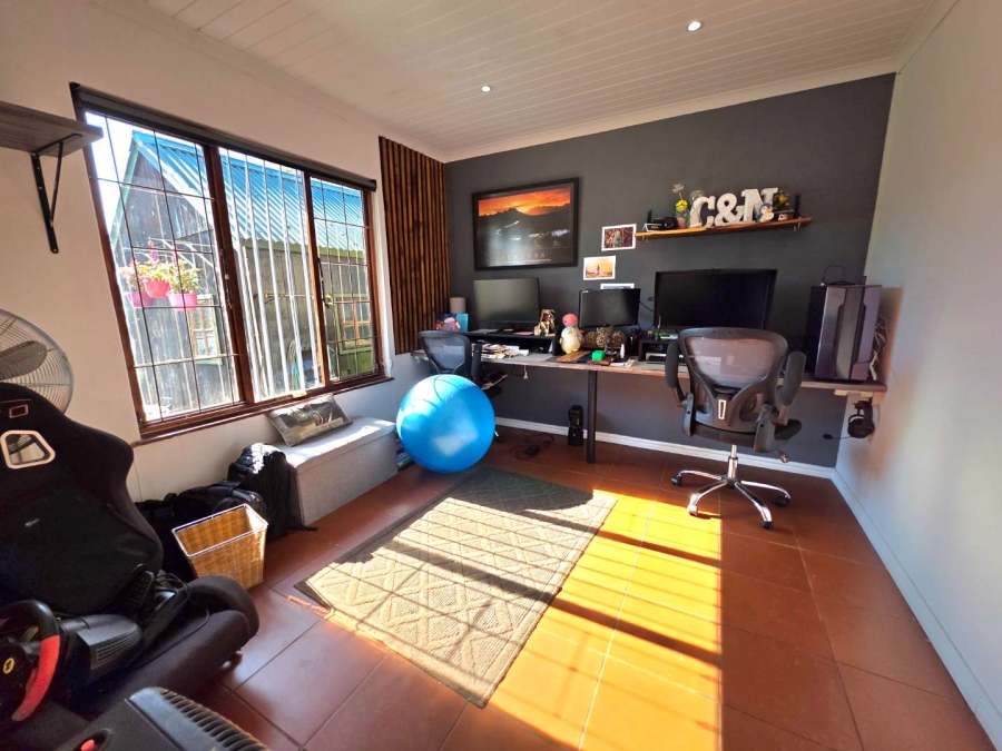 3 Bedroom Property for Sale in Waterfall KwaZulu-Natal