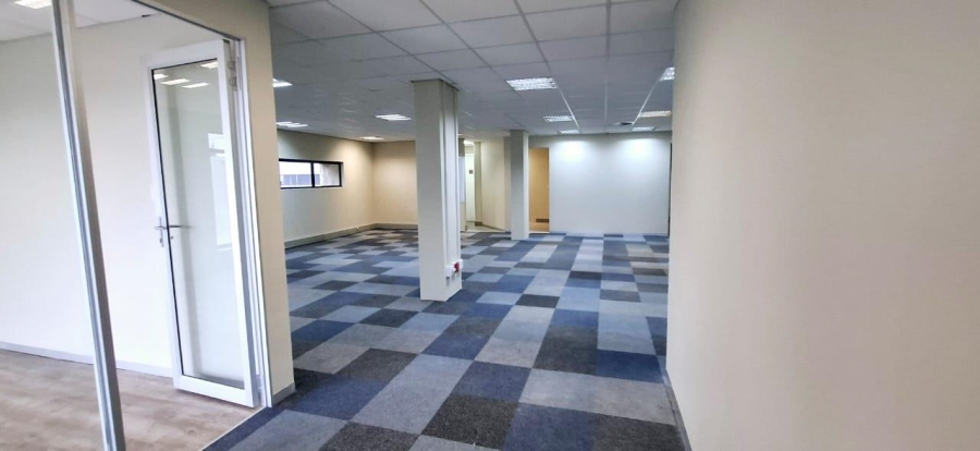 To Let commercial Property for Rent in Umhlanga Ridge KwaZulu-Natal