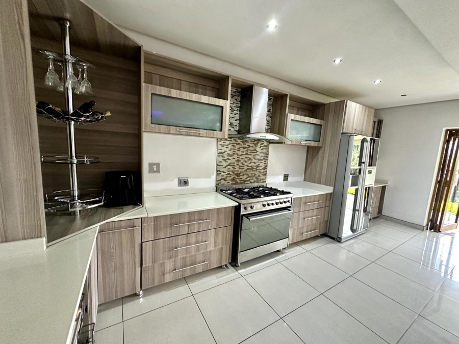 4 Bedroom Property for Sale in Worlds View KwaZulu-Natal