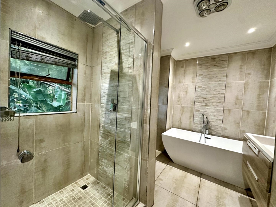 4 Bedroom Property for Sale in Worlds View KwaZulu-Natal
