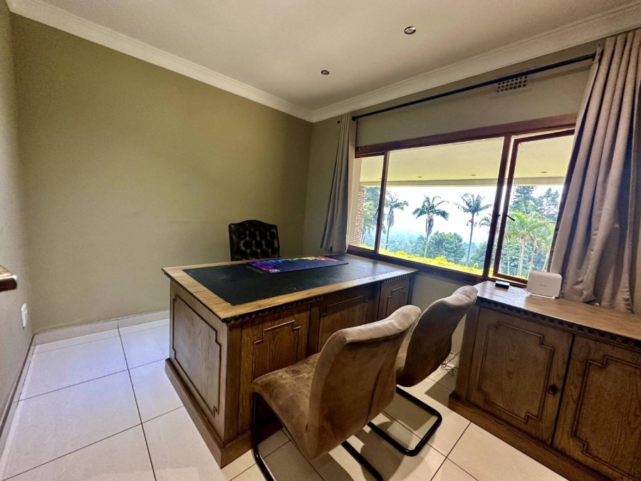4 Bedroom Property for Sale in Worlds View KwaZulu-Natal