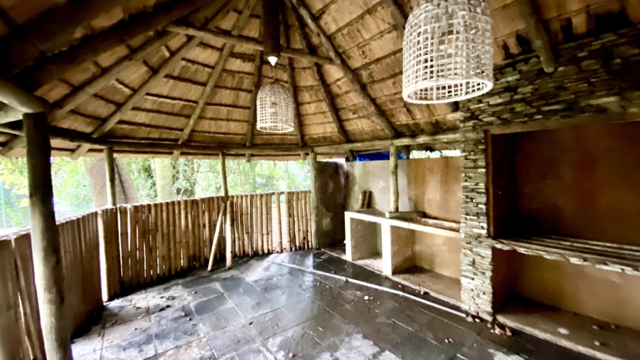 4 Bedroom Property for Sale in Worlds View KwaZulu-Natal