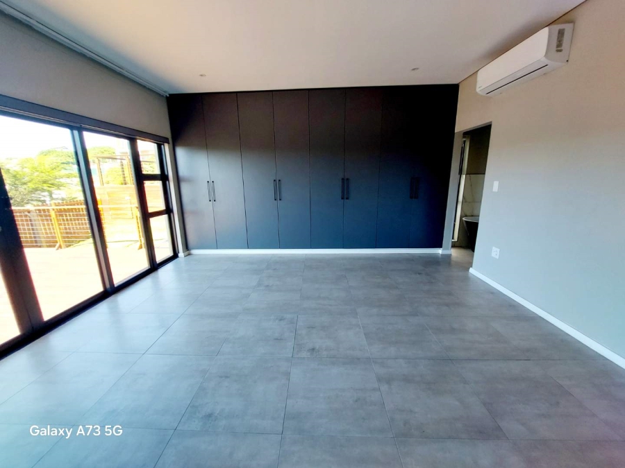 To Let 4 Bedroom Property for Rent in Palm Lakes Estate KwaZulu-Natal