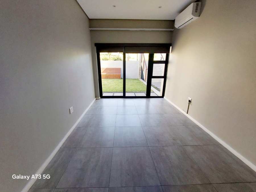 To Let 4 Bedroom Property for Rent in Palm Lakes Estate KwaZulu-Natal