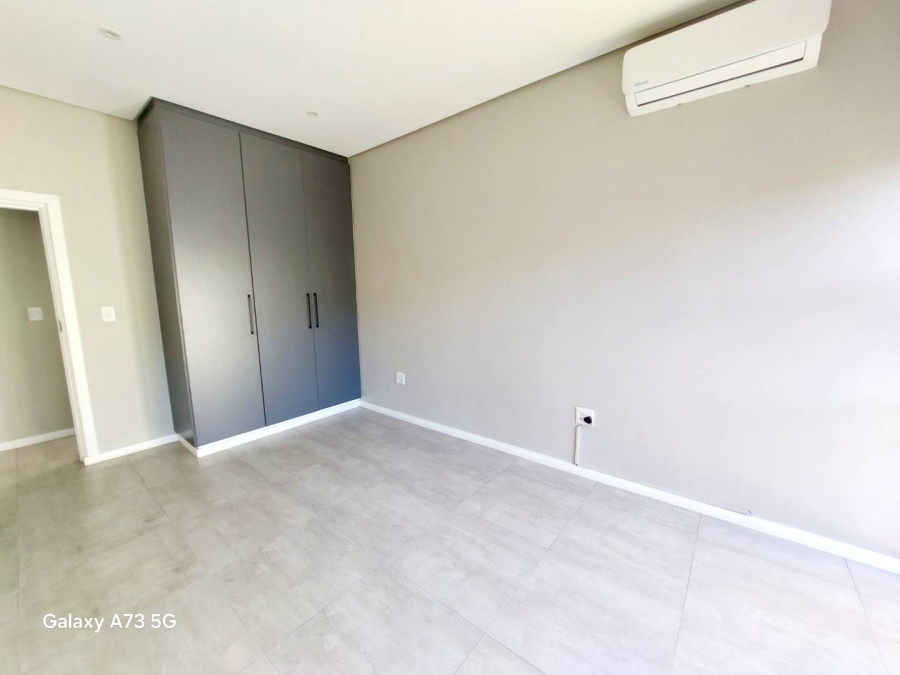 To Let 4 Bedroom Property for Rent in Palm Lakes Estate KwaZulu-Natal