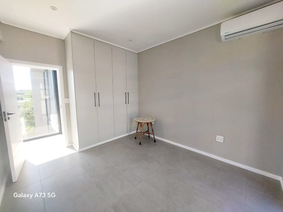 To Let 4 Bedroom Property for Rent in Palm Lakes Estate KwaZulu-Natal