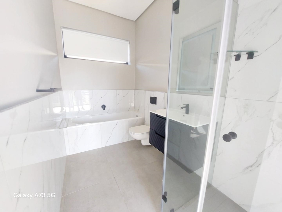 To Let 4 Bedroom Property for Rent in Palm Lakes Estate KwaZulu-Natal