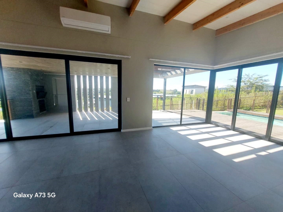 To Let 4 Bedroom Property for Rent in Palm Lakes Estate KwaZulu-Natal