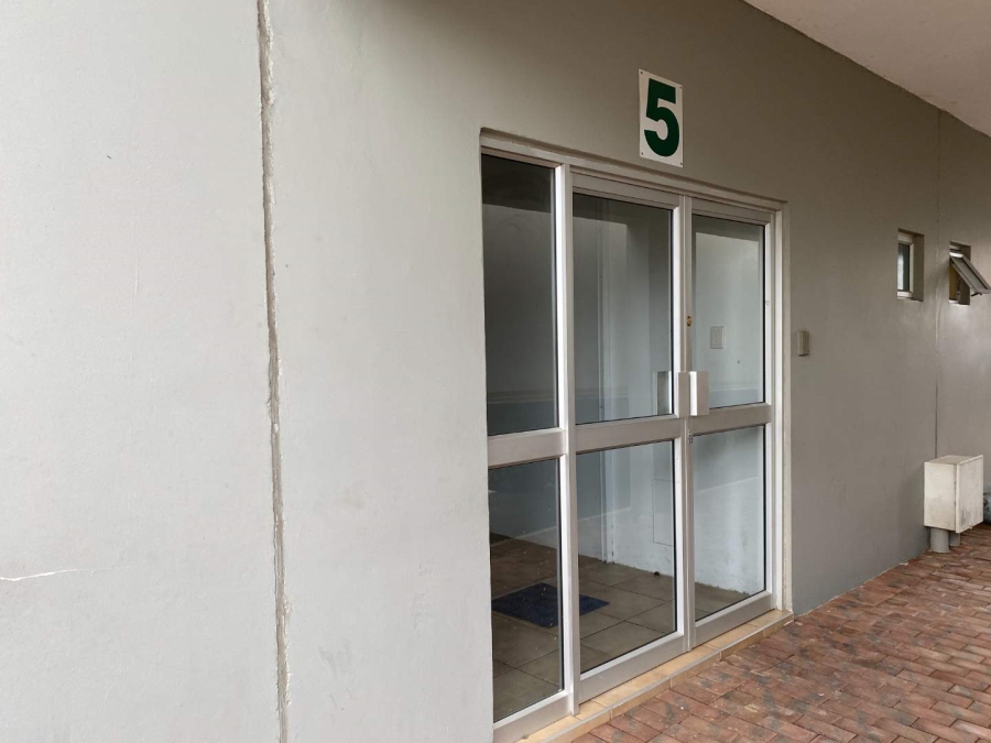 Commercial Property for Sale in Mahogany Ridge KwaZulu-Natal