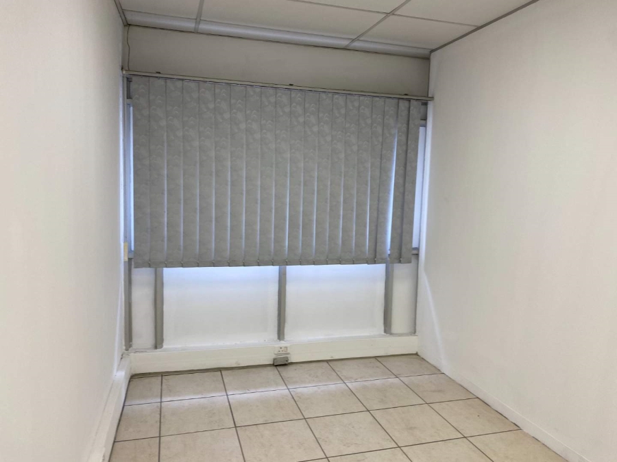 Commercial Property for Sale in Mahogany Ridge KwaZulu-Natal